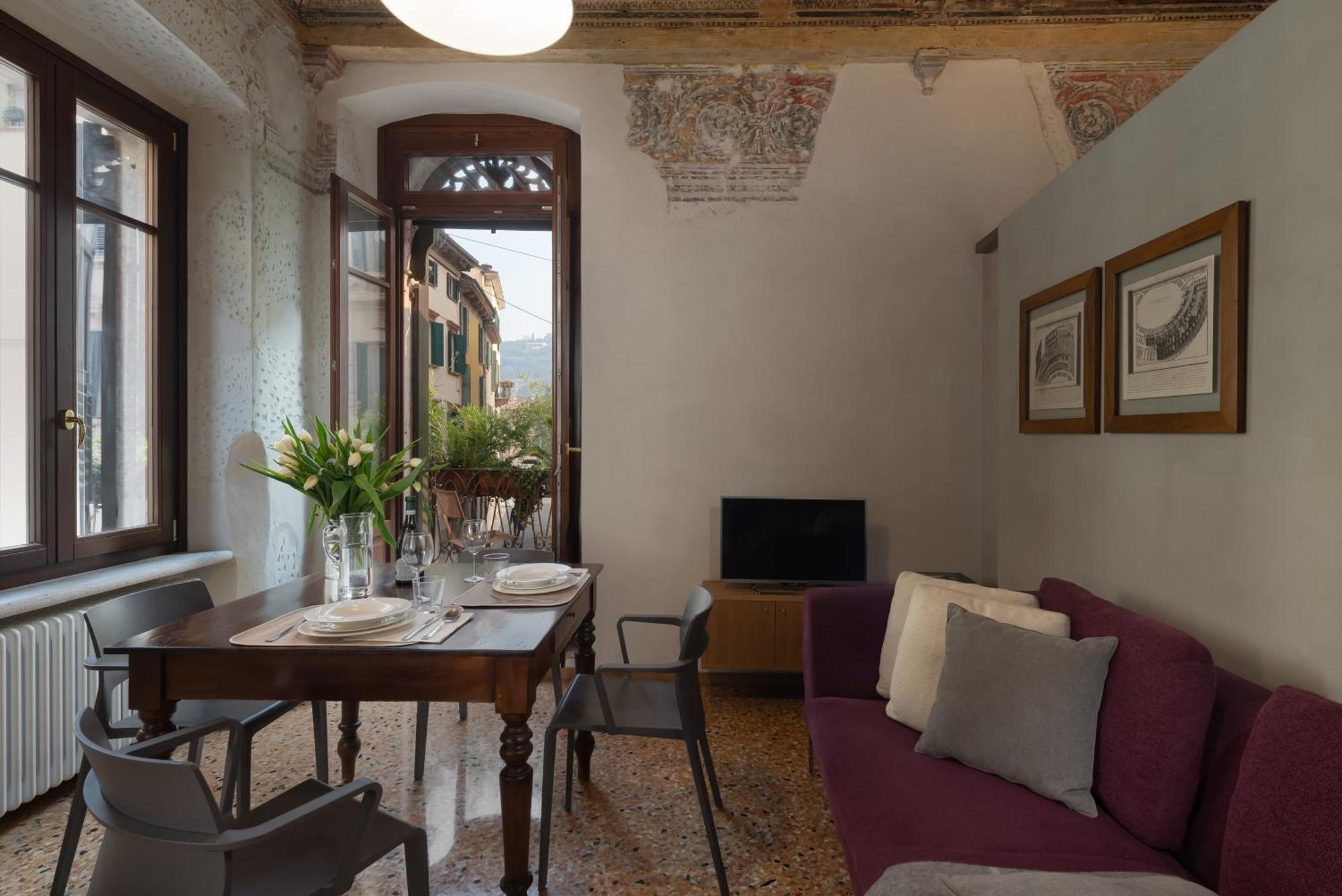 Residenza Roccamaggiore 베로나 외부 사진