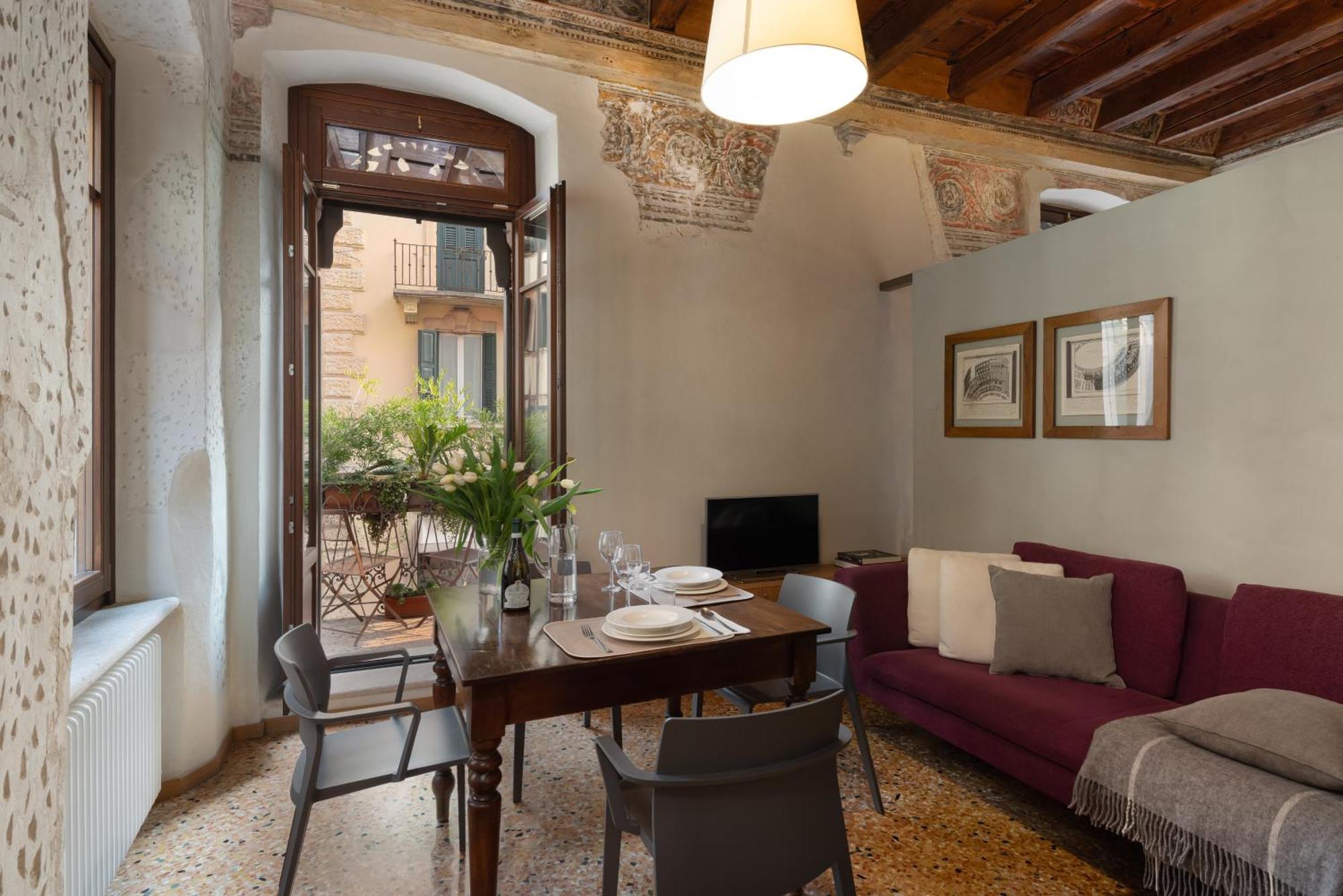 Residenza Roccamaggiore 베로나 외부 사진