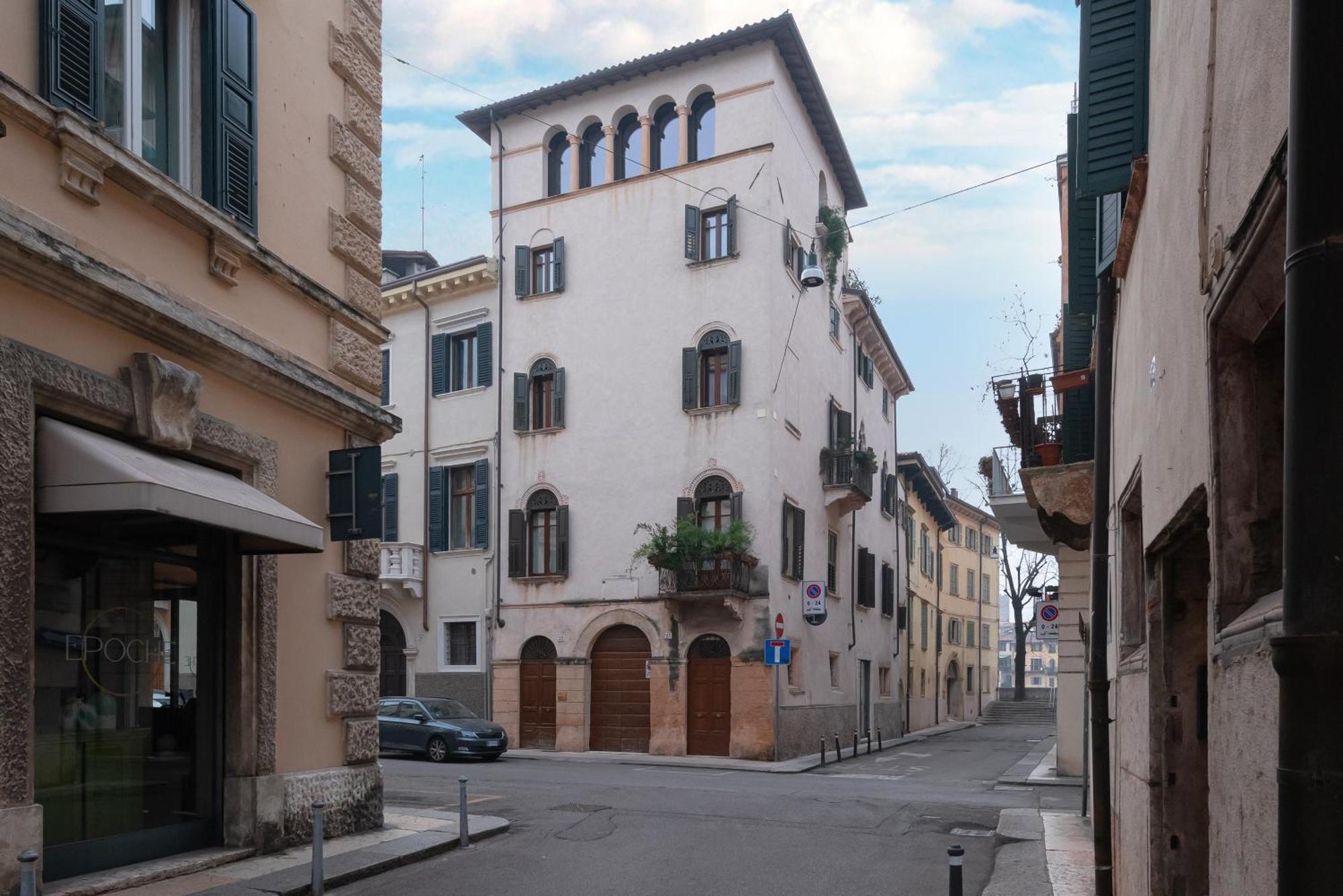 Residenza Roccamaggiore 베로나 외부 사진