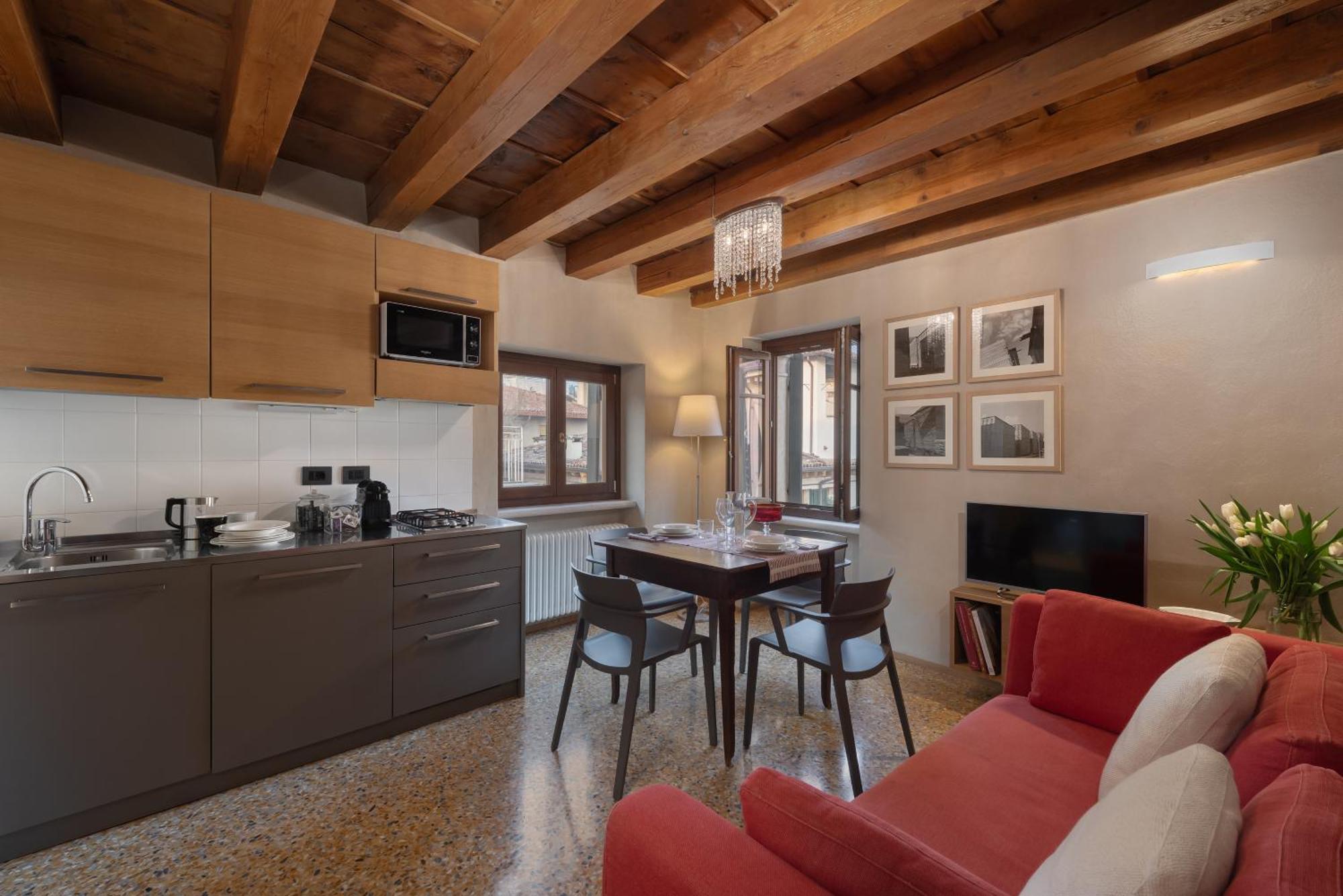 Residenza Roccamaggiore 베로나 외부 사진